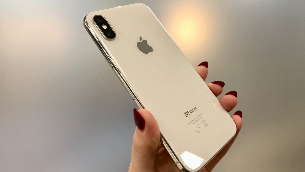 iPhone X