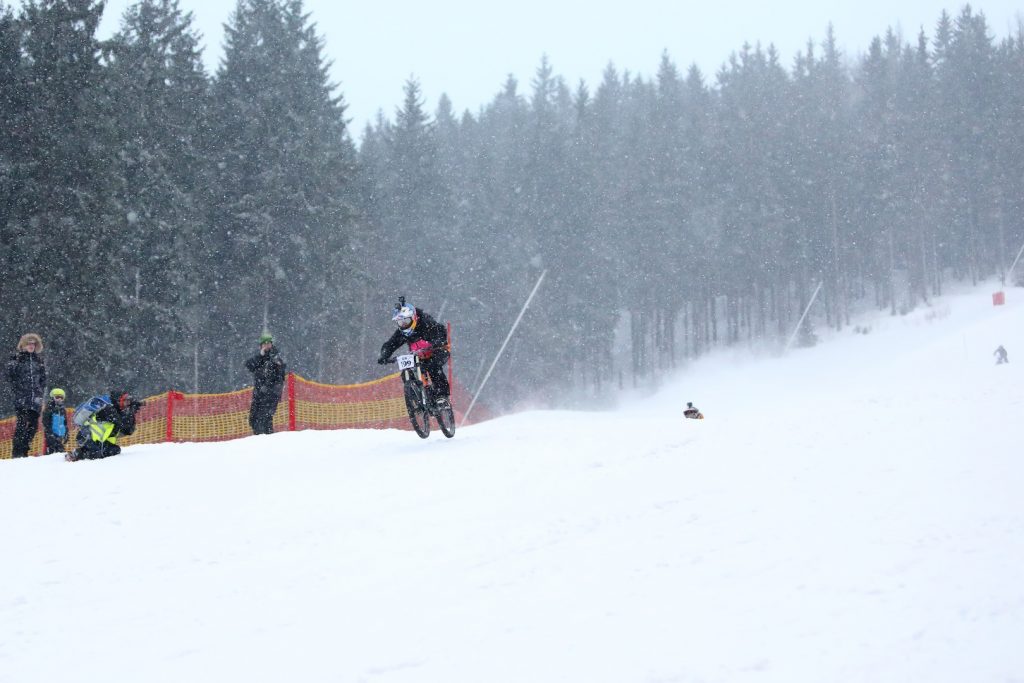 Chinese Downhill