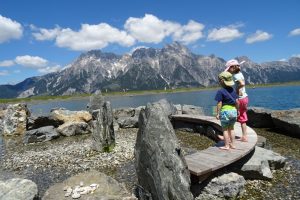 Toulky s dětmi v báglu – Rakouské Alpy a okolí