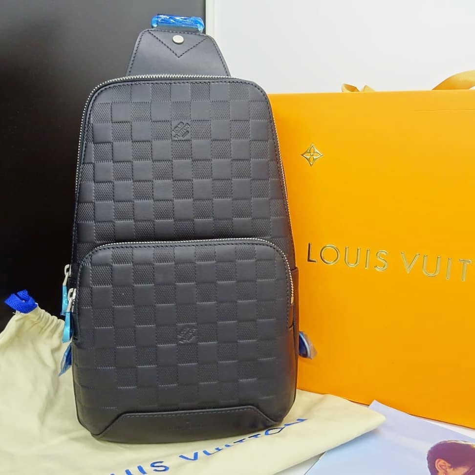 Falešné luxusní zboží na Instagramu